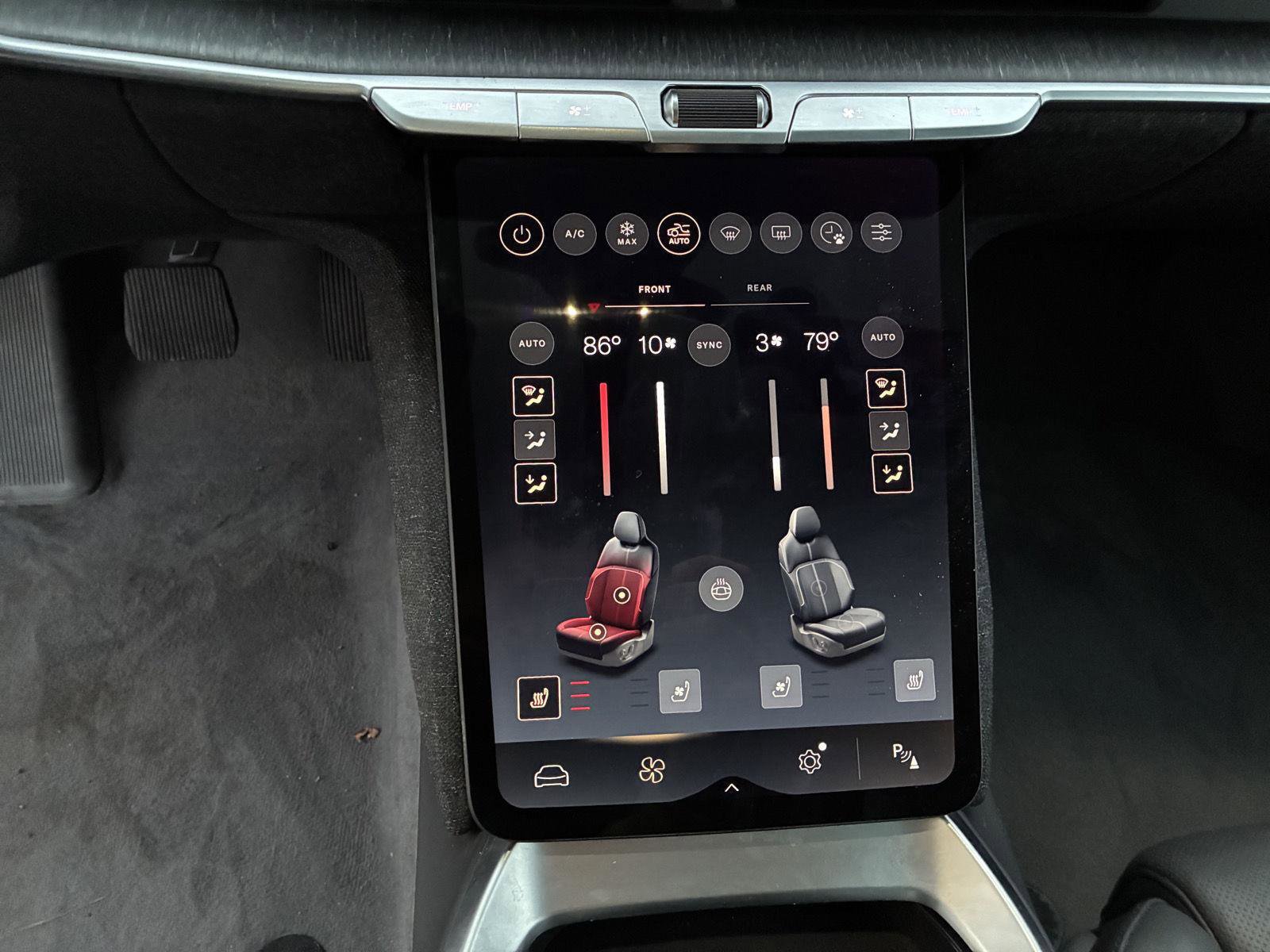 Used 2024 Lucid Air Touring image 15