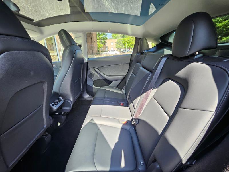 Used 2024 Tesla Model Y Long Range AWD/4WD image 63