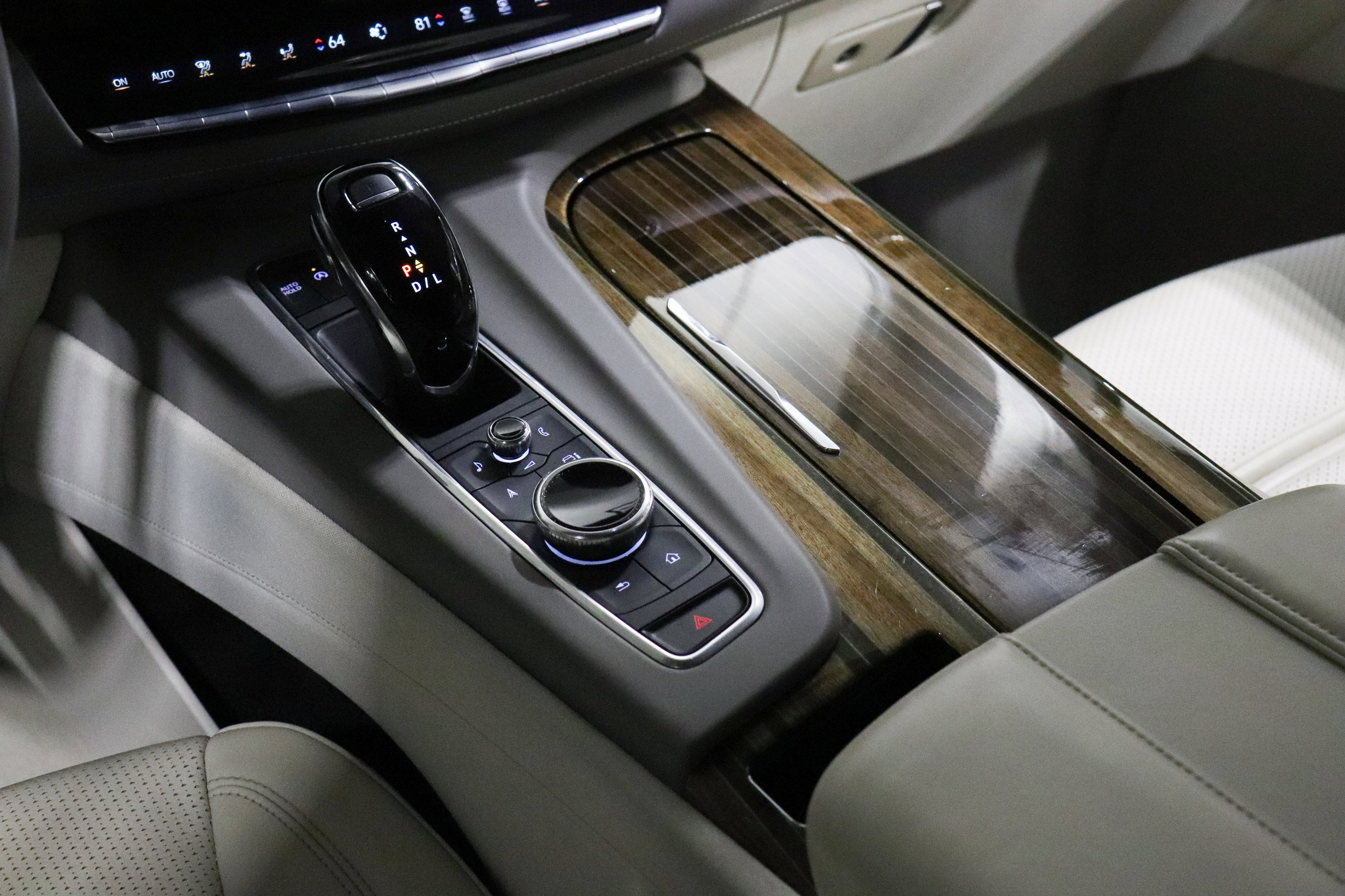 Used 2022 Cadillac Escalade ESV Sport Platinum image 36