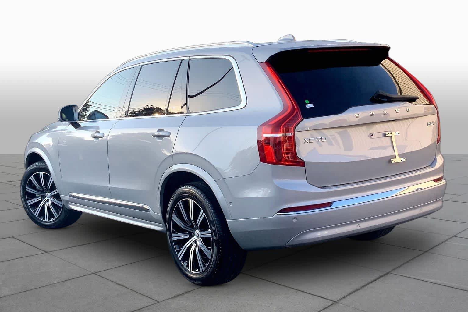 Used 2023 Volvo XC90 B6 Plus w/ Protection Package Premier AWD/4WD image 11