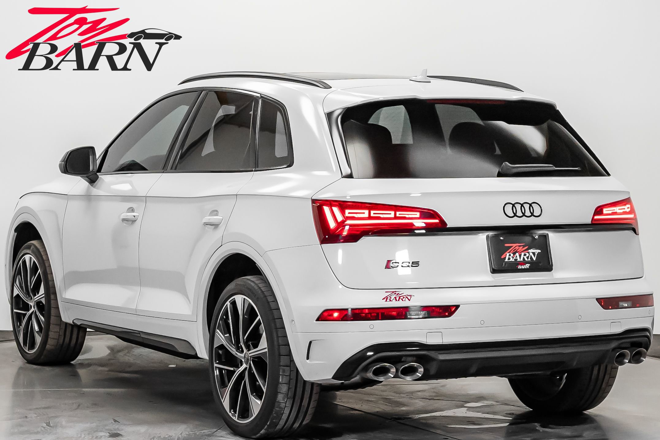 Used 2024 Audi SQ5 Prestige image 3