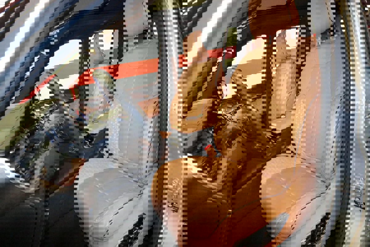 Used 2022 Jeep Grand Cherokee Summit w/ Advanced Protech Group IV image 10