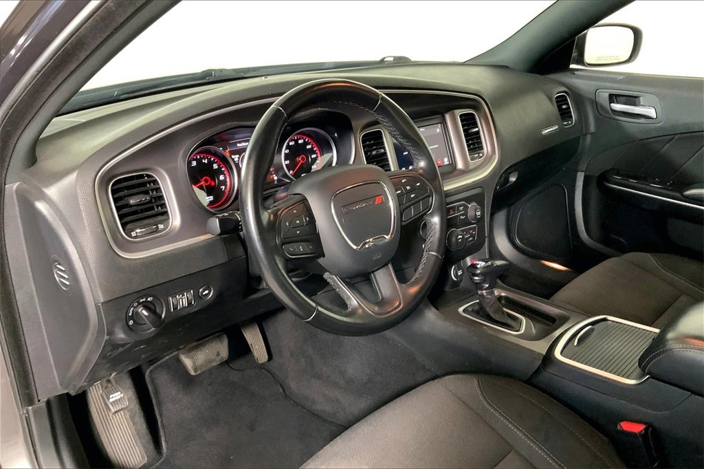 Used 2022 Dodge Charger SXT image 14
