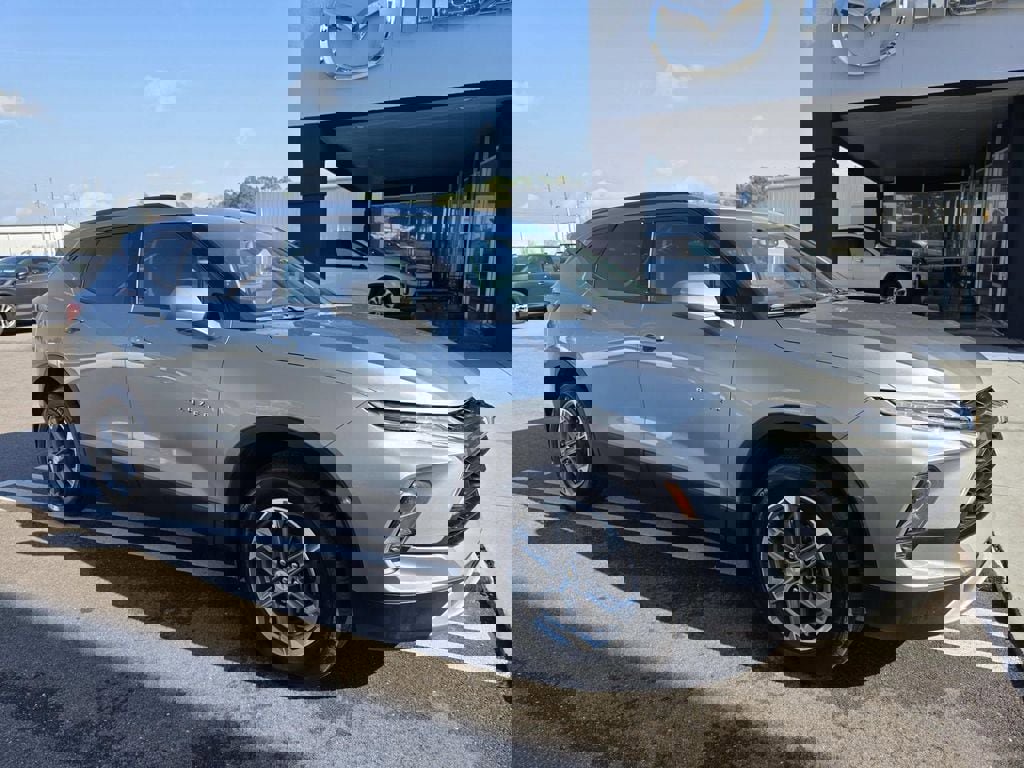 Used 2023 Chevrolet Blazer LT w/ Convenience Package image 17