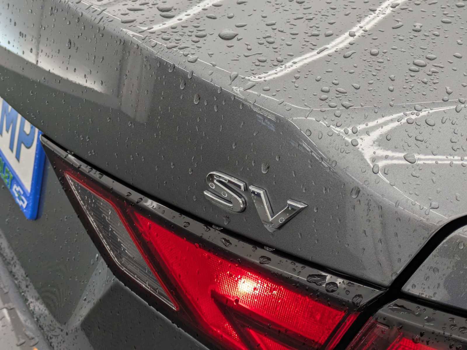 Used 2024 Nissan Sentra SV FWD image 11
