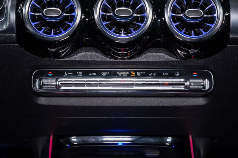 Certified 2023 Mercedes-Benz EQB 350 4MATIC SUV image 22