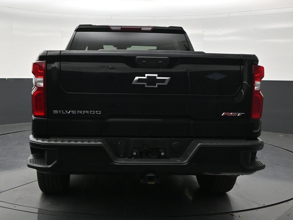Used 2025 Chevrolet Silverado 1500 RST RWD image 4