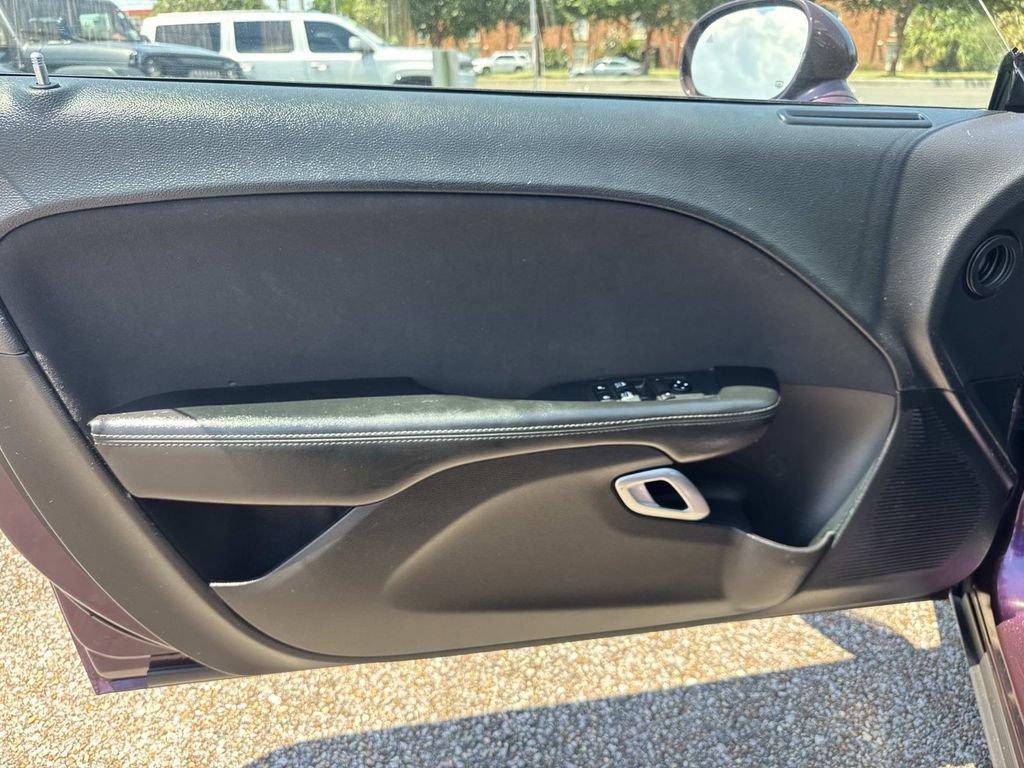 Used 2020 Dodge Challenger R/T w/ Driver Convenience Group RWD image 20