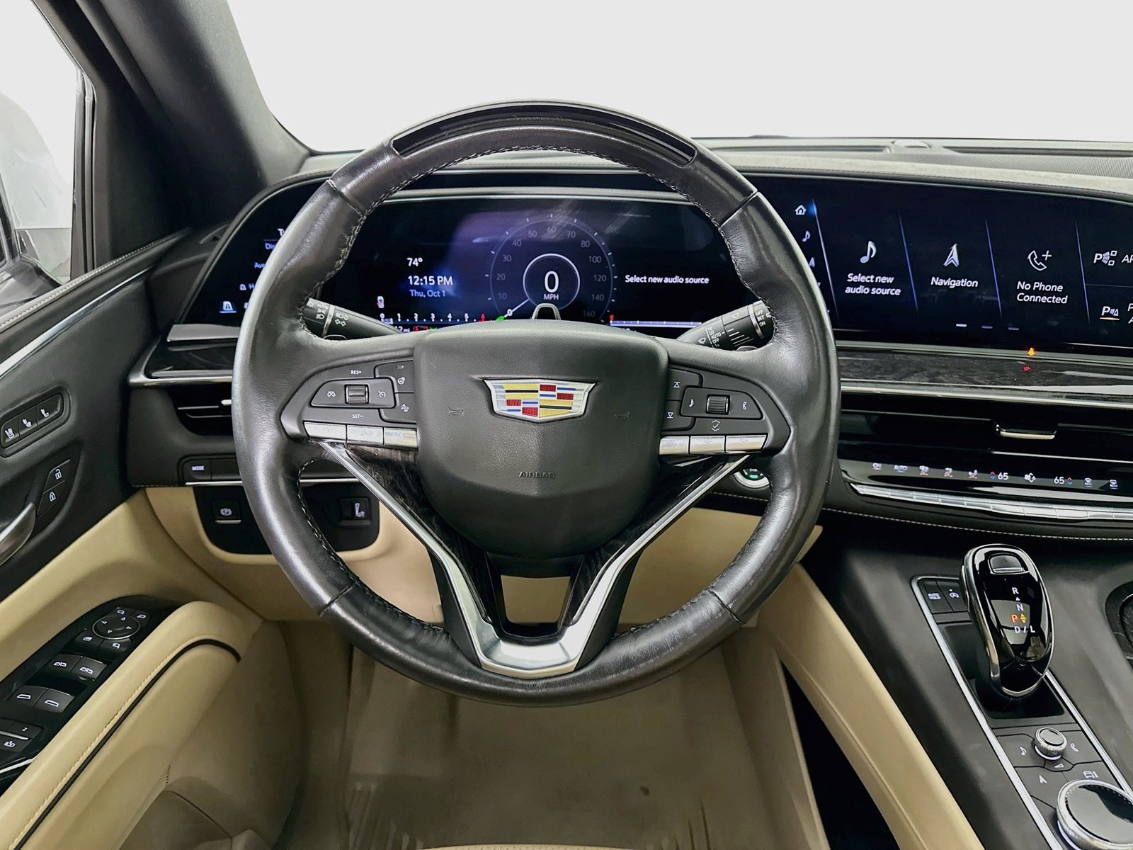 Used 2023 Cadillac Escalade Premium Luxury RWD image 15