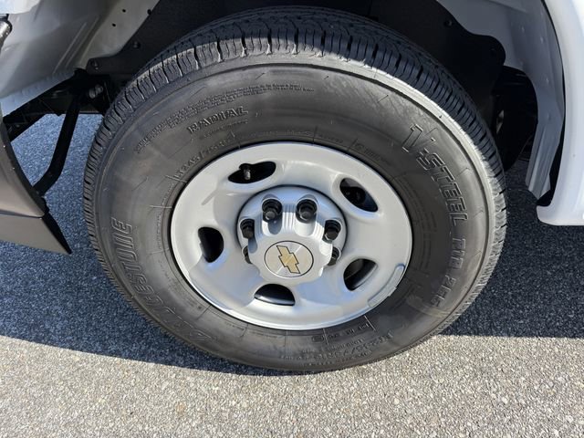 New 2025 Chevrolet Express 2500 Work Van w/ Driver Convenience Package image 9