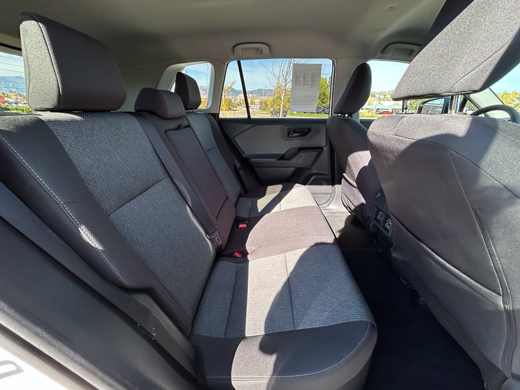 Used 2026 Toyota RAV4 LE AWD/4WD image 28