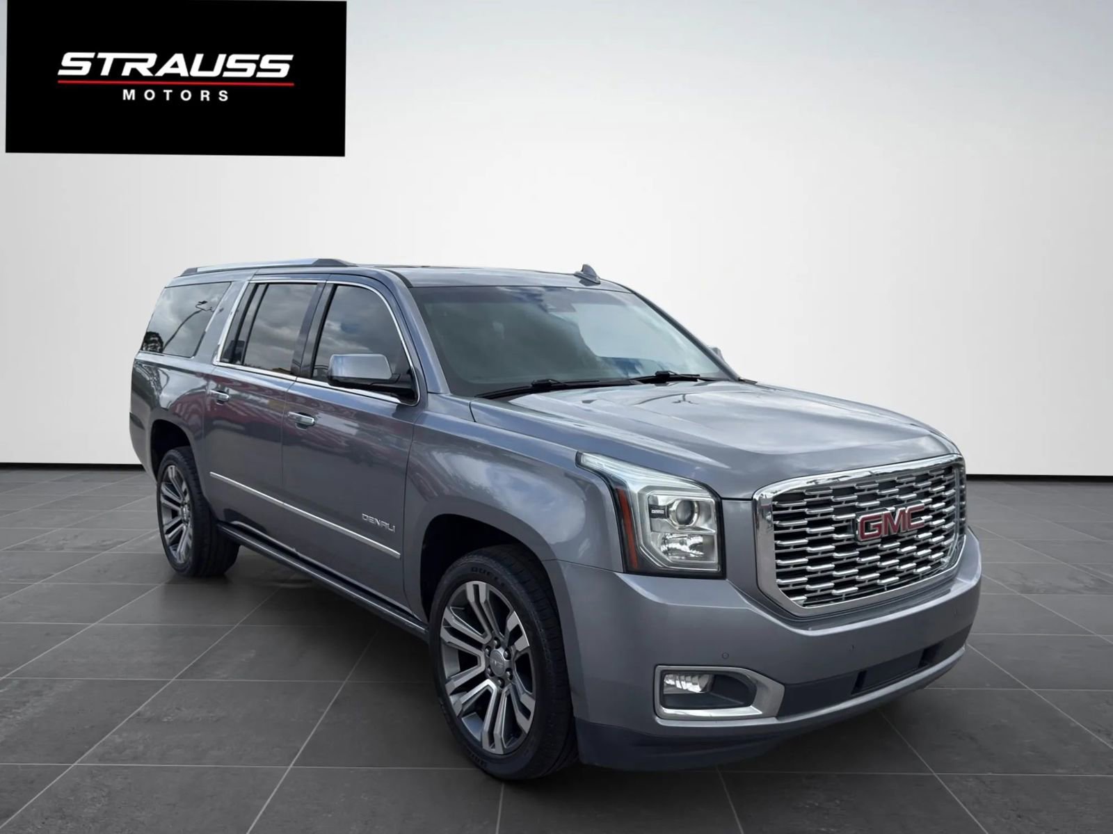 Used 2018 GMC Yukon XL Denali w/ Denali Ultimate Package image 1