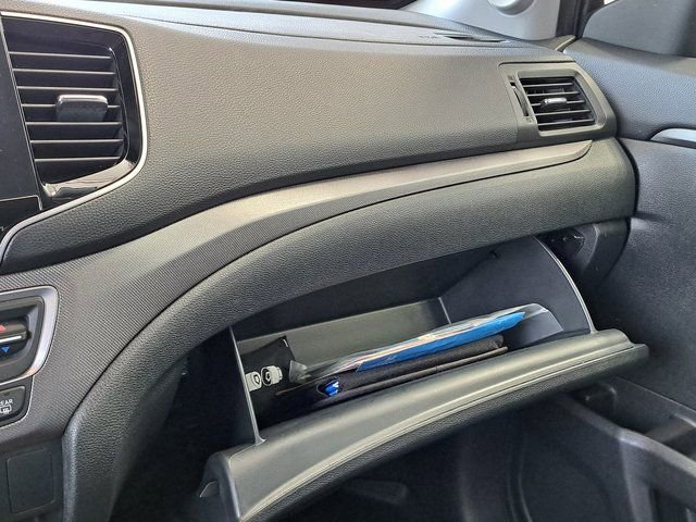 Used 2023 Honda Ridgeline Sport image 17