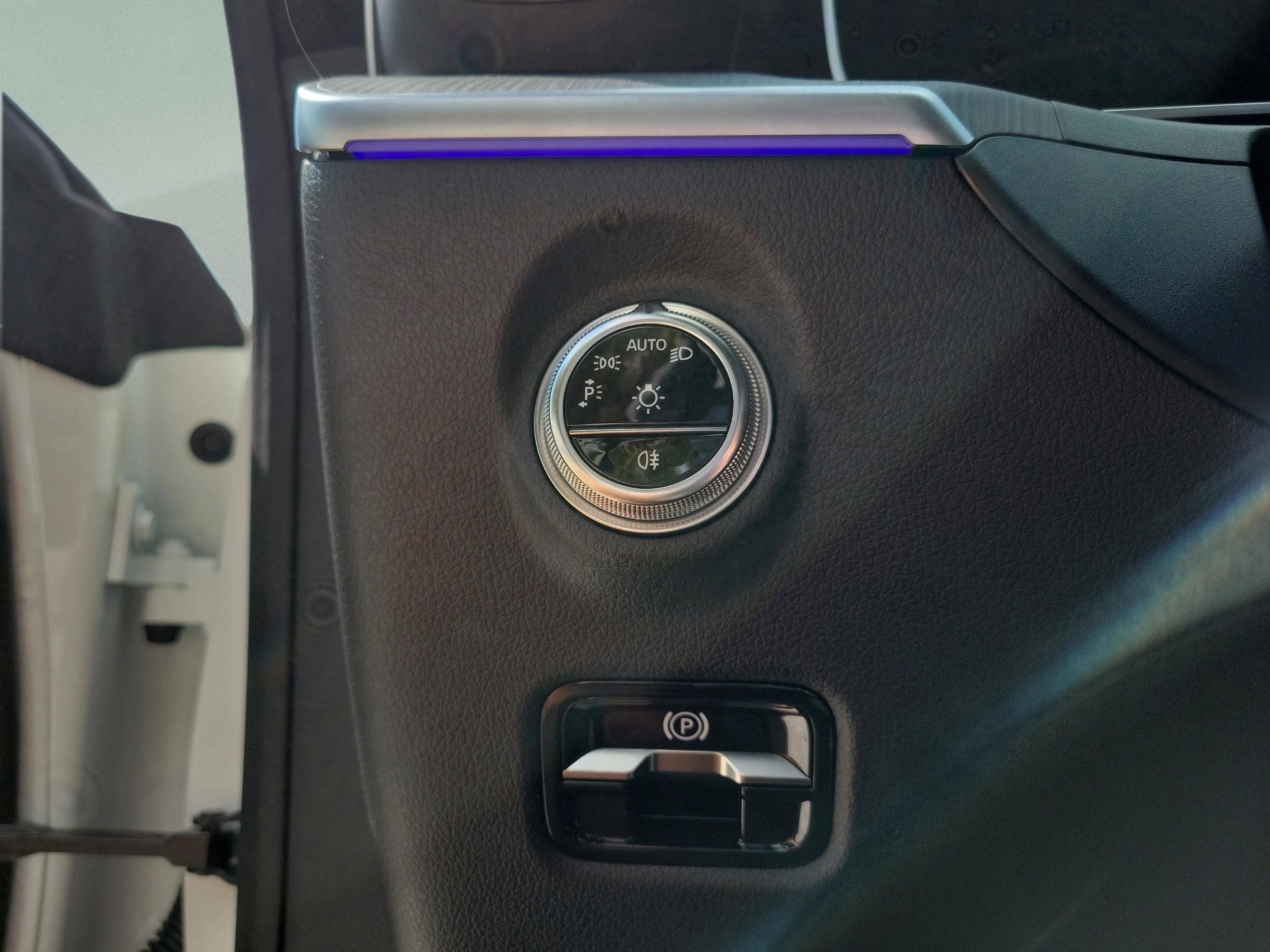 Certified 2025 Mercedes-Benz CLE 450 4MATIC Coupe image 13