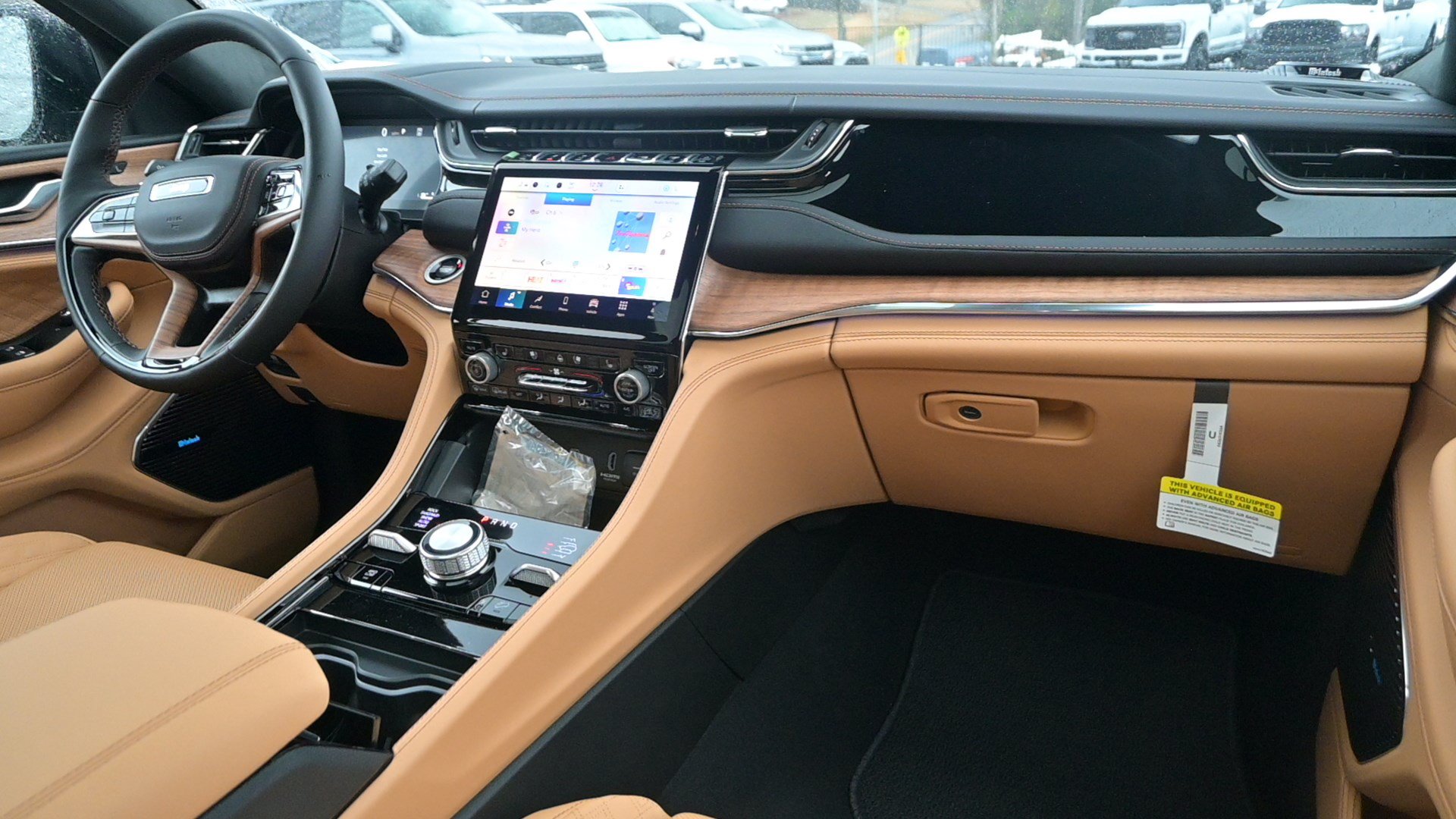 New 2025 Jeep Grand Cherokee L Summit AWD/4WD image 13