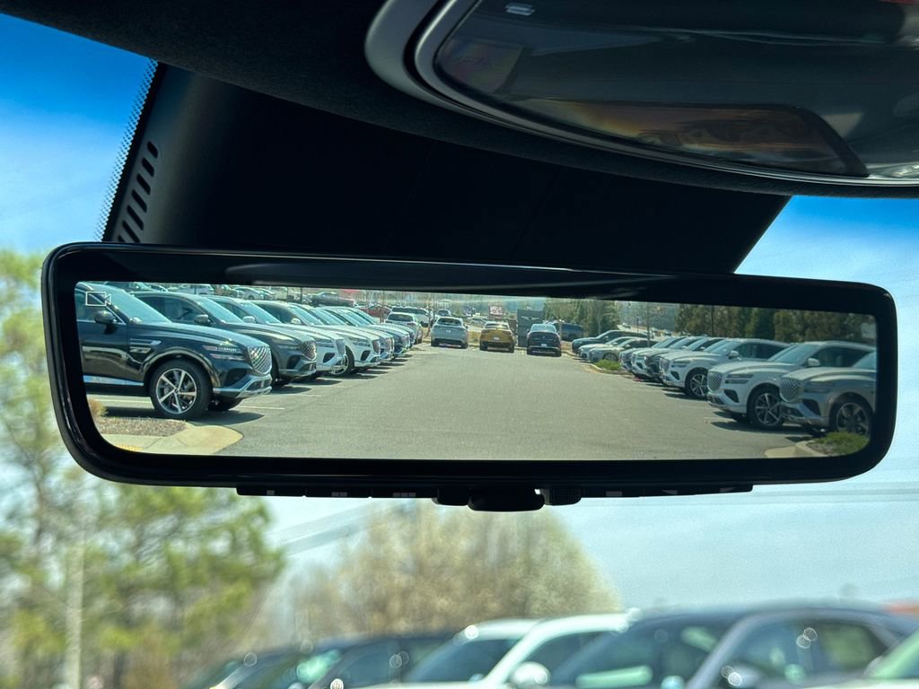 Used 2025 Genesis GV80 3.5T e-SC image 32