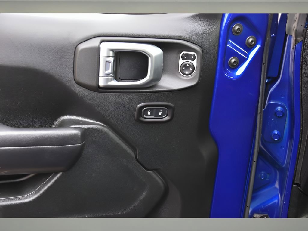 Used 2018 Jeep Wrangler Unlimited Sport S image 22