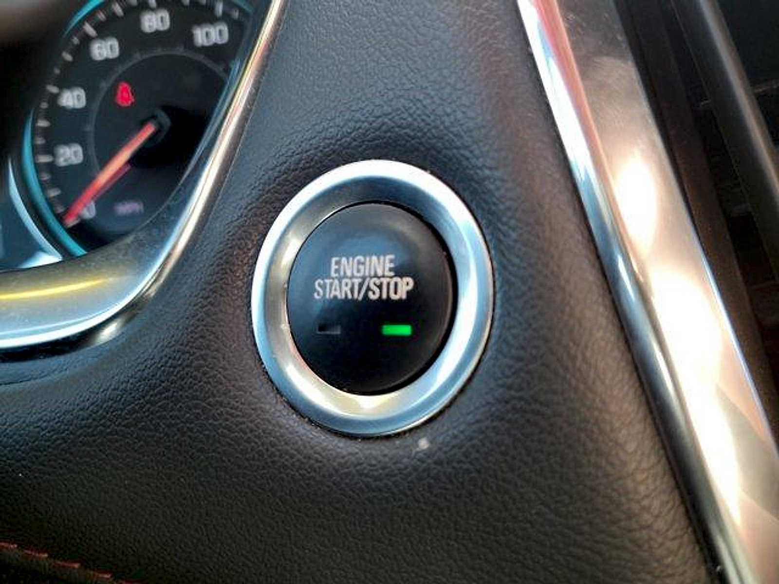 Used 2023 Chevrolet Traverse RS AWD/4WD image 34