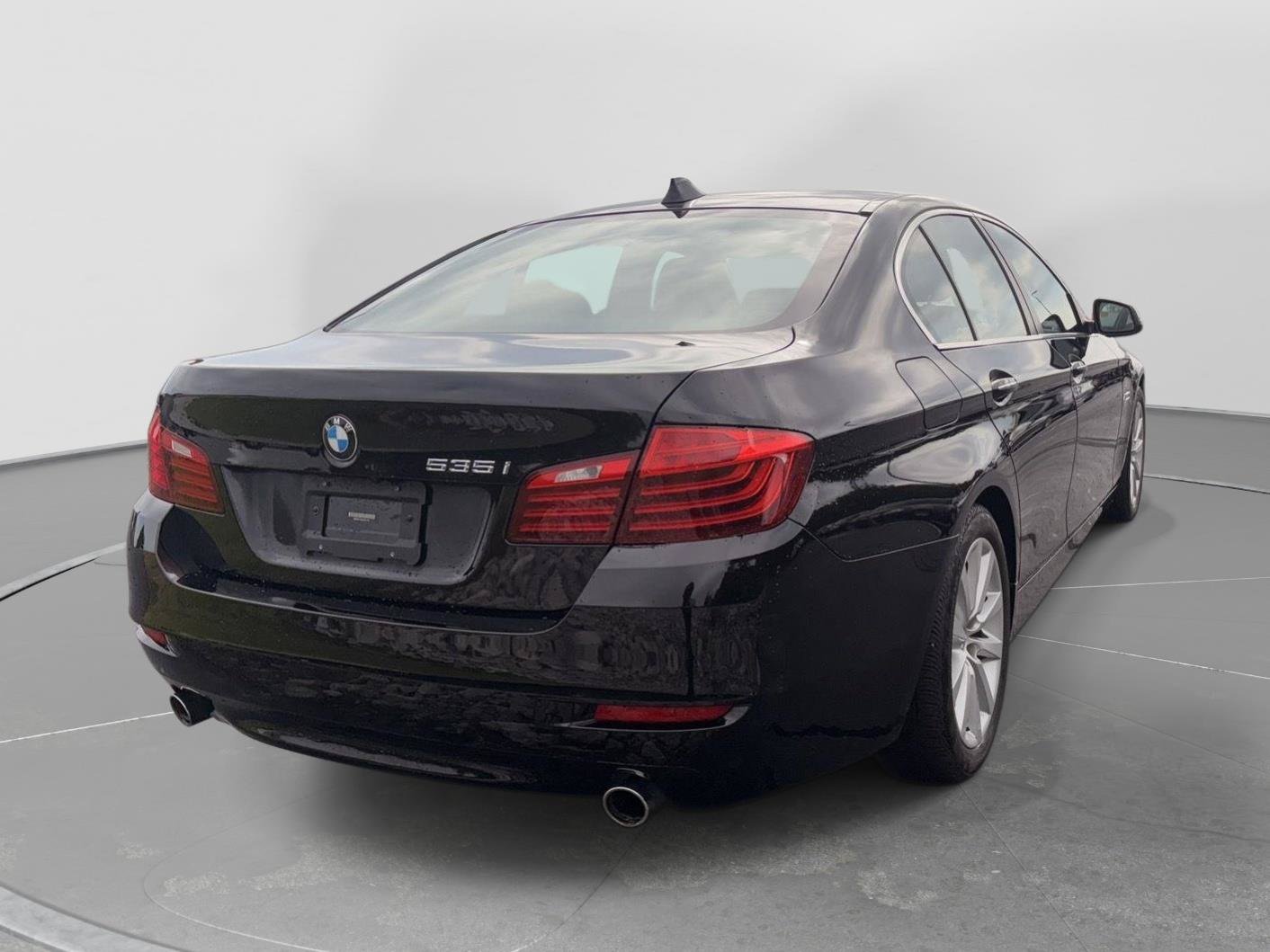 Used 2016 BMW 535i Sedan RWD image 5