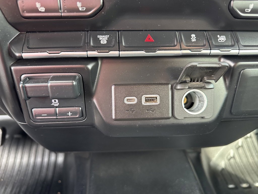 Used 2022 Chevrolet Silverado 3500 LT w/ Convenience Package image 36