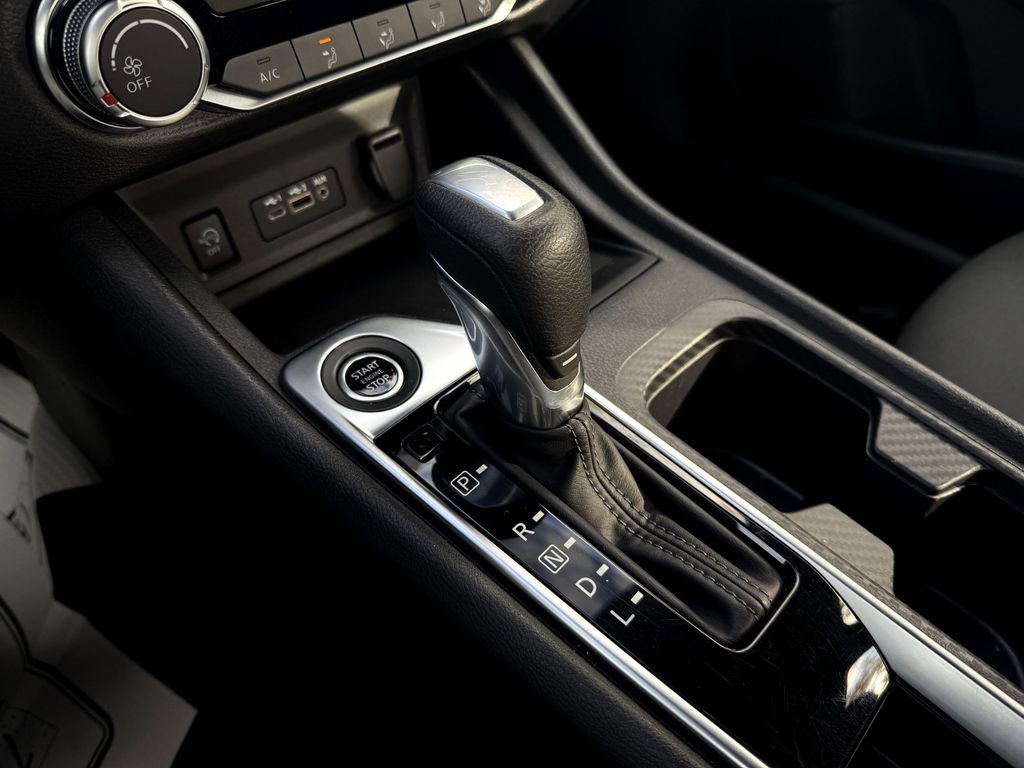 Used 2024 Nissan Sentra SV image 27