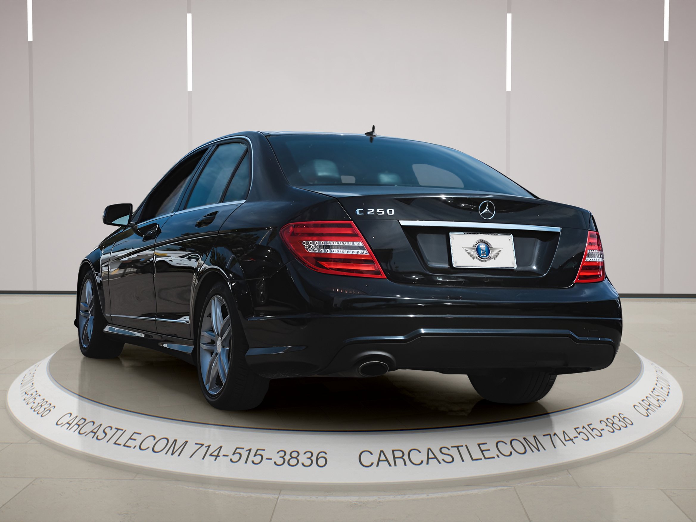 Used 2014 Mercedes-Benz C 250 Sport image 9