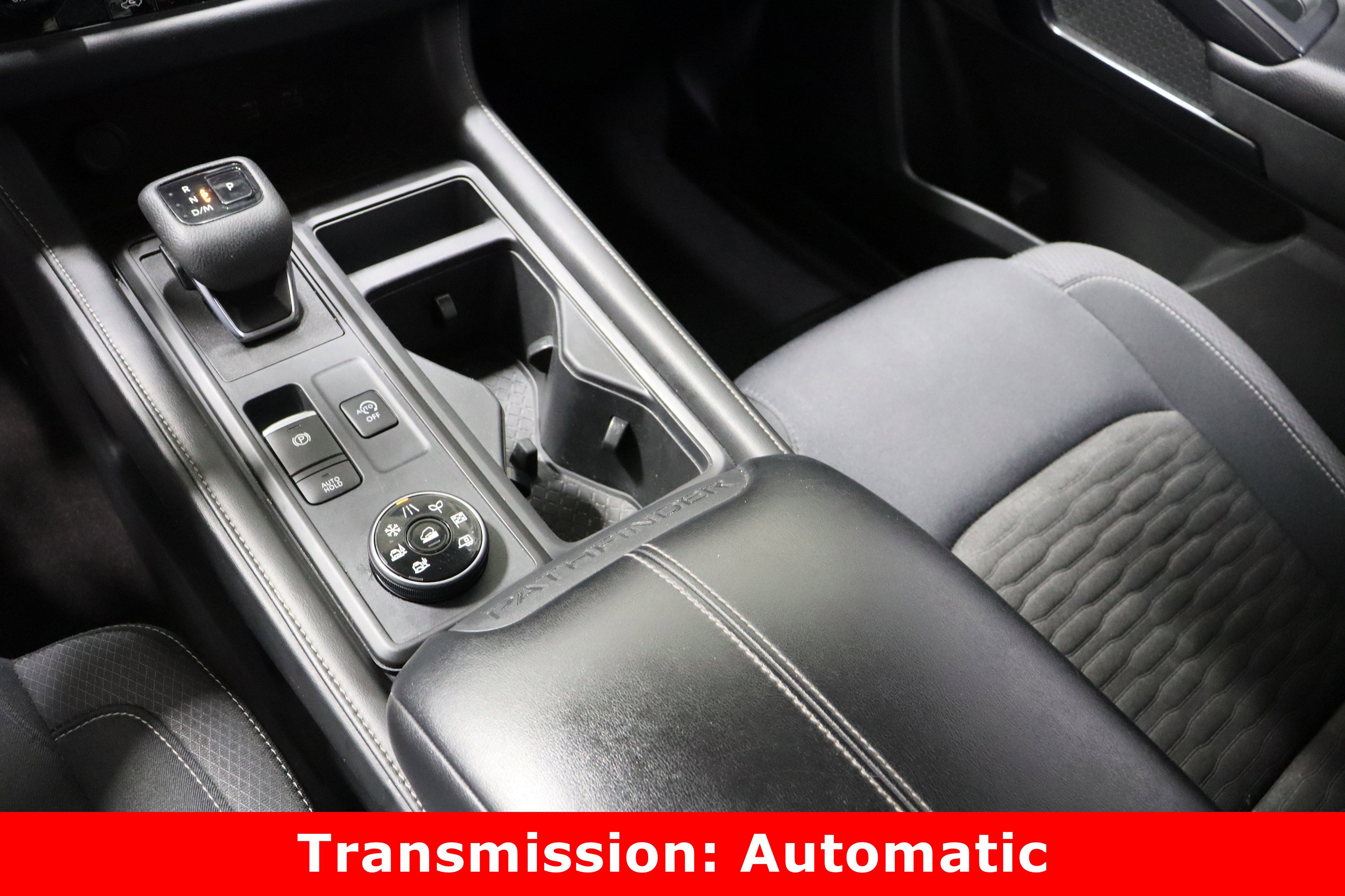 Used 2023 Nissan Pathfinder S image 16