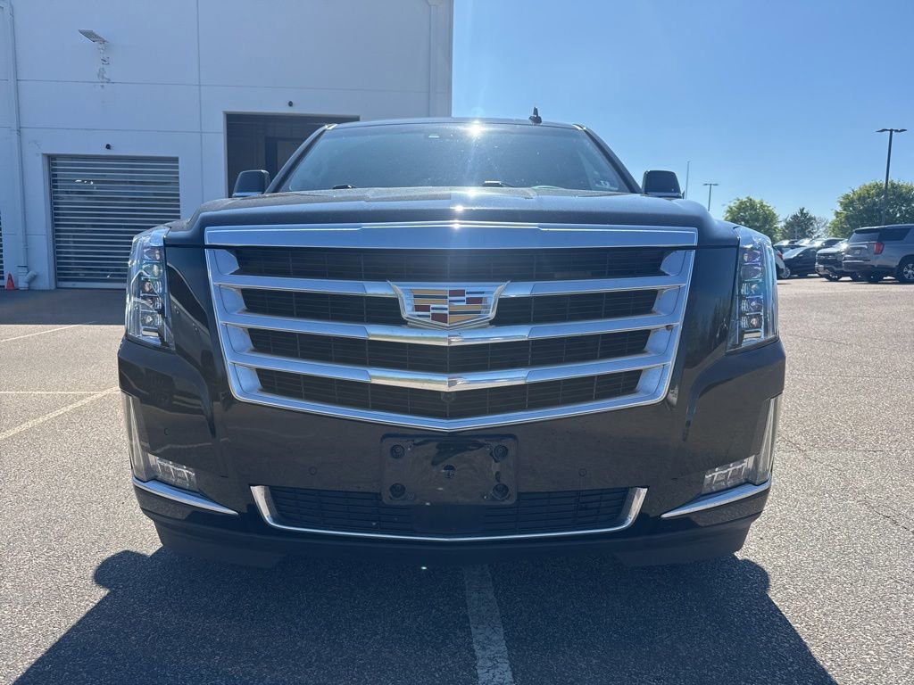 Used 2019 Cadillac Escalade Premium Luxury AWD/4WD image 3