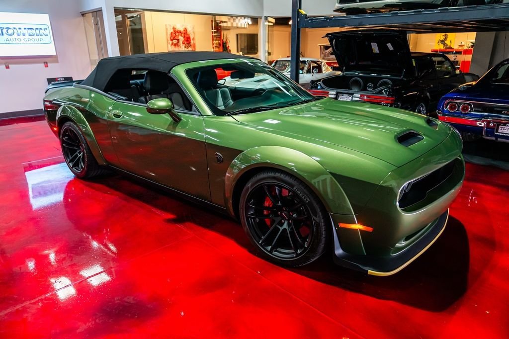 Used 2023 Dodge Challenger SRT Hellcat RWD image 6