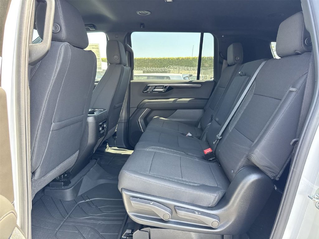 New 2026 Chevrolet Suburban LS RWD image 26