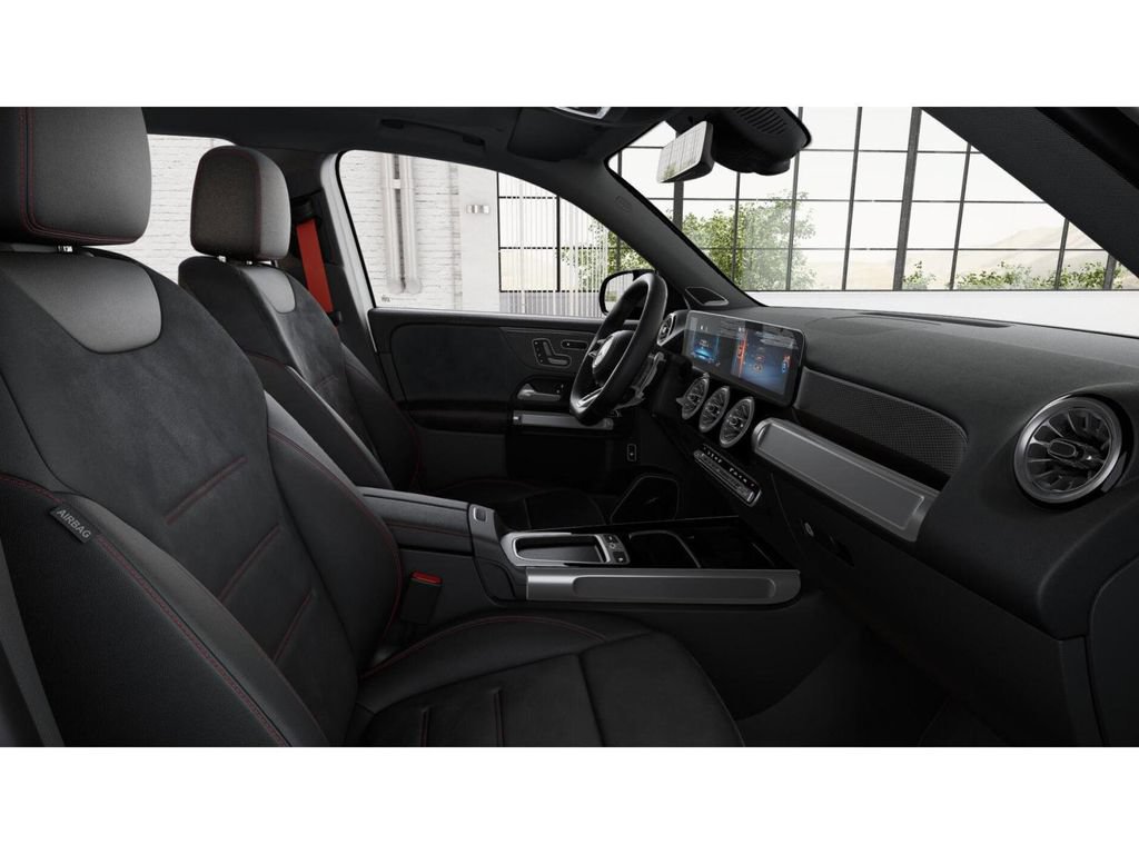 New 2026 Mercedes-Benz GLB 35 AMG 4MATIC image 4
