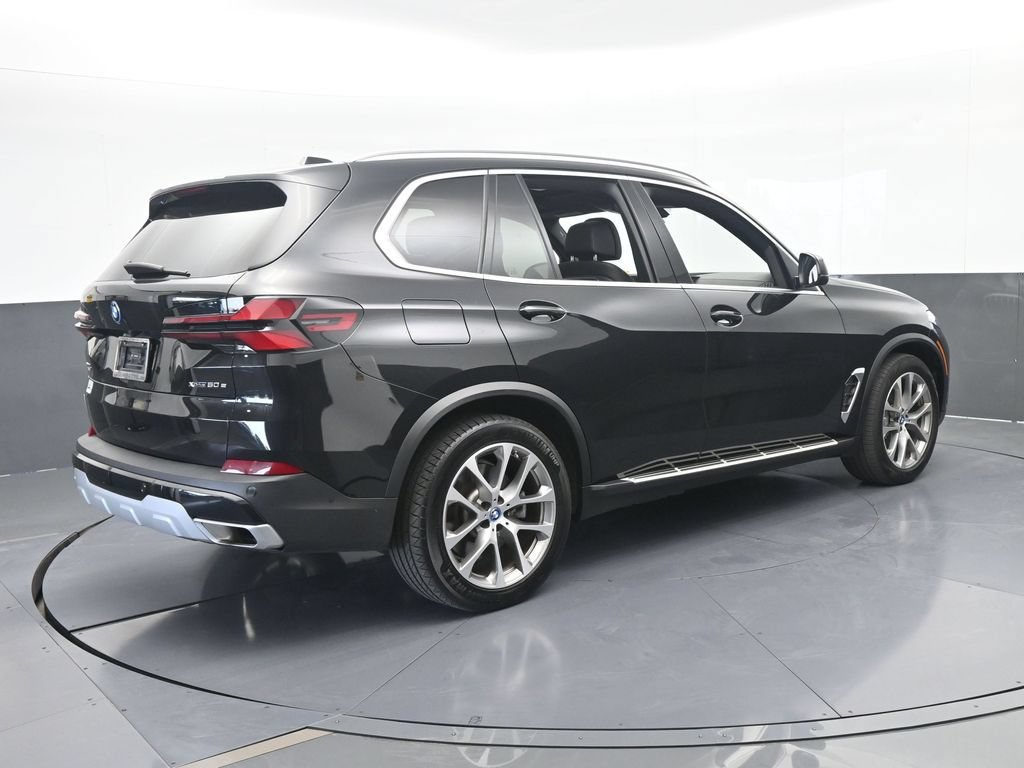 Used 2025 BMW X5 xDrive50e AWD/4WD image 6