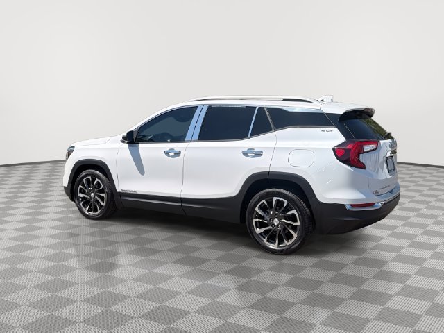 Certified 2022 GMC Terrain SLT w/ Infotainment Package II FWD image 8