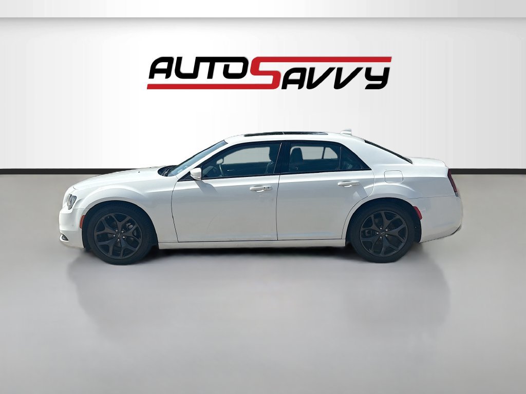 Used 2023 Chrysler 300 S w/ Comfort Group RWD image 4