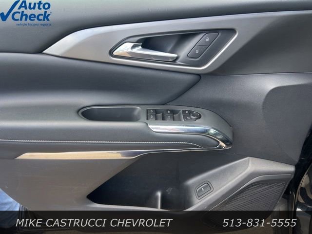 Used 2026 Chevrolet Traverse LT AWD/4WD image 8