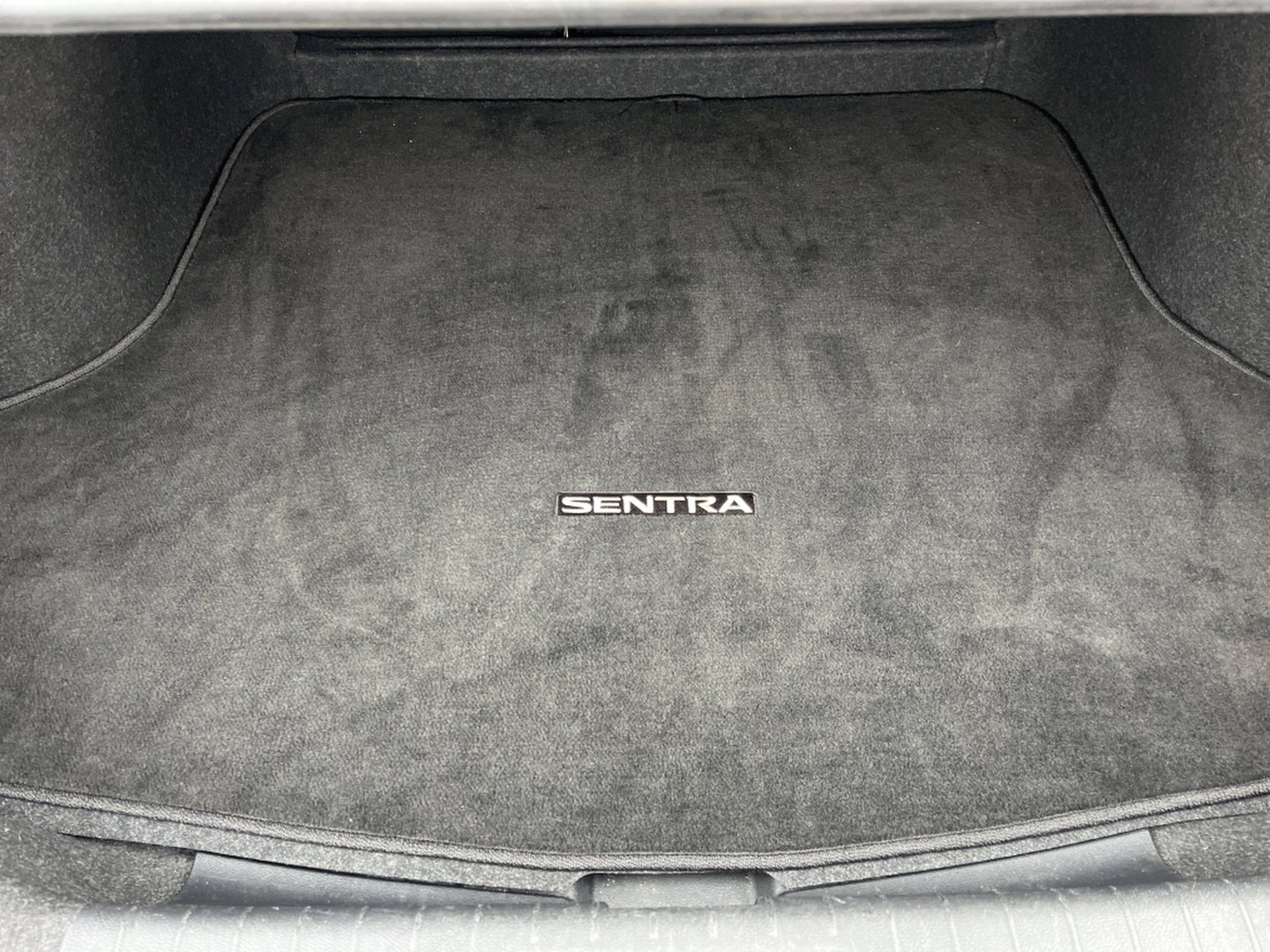 Used 2024 Nissan Sentra SV image 11