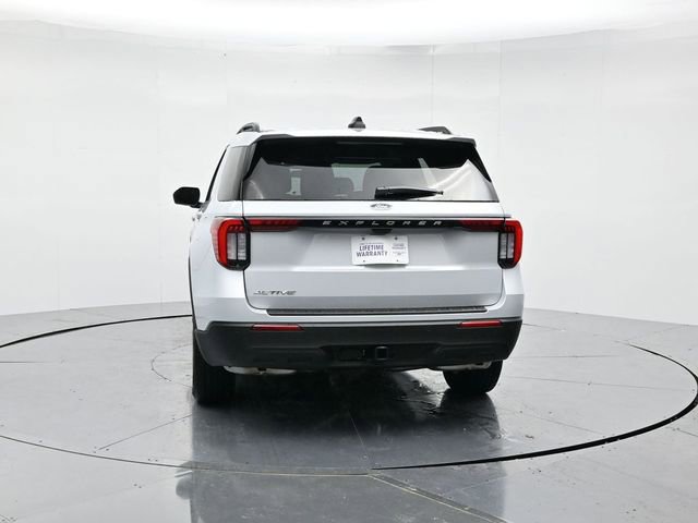 New 2026 Ford Explorer Active image 9