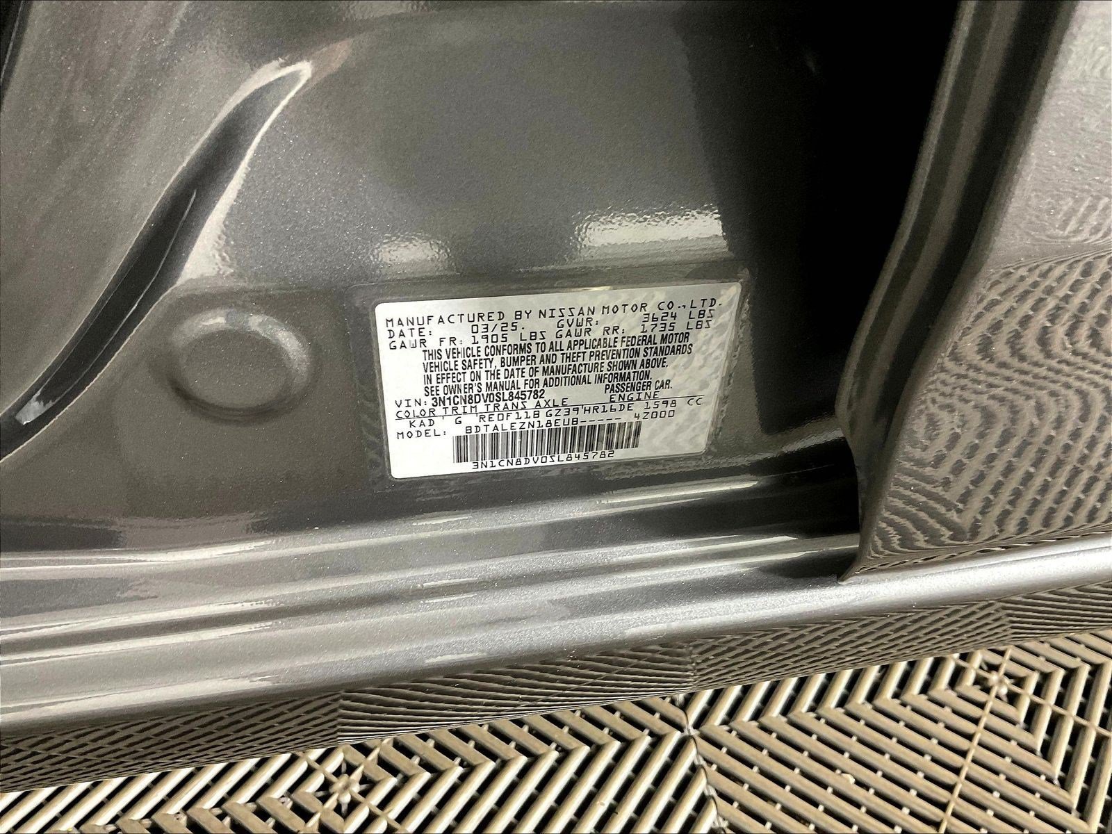 Used 2025 Nissan Versa S w/ Trunk Package FWD image 19