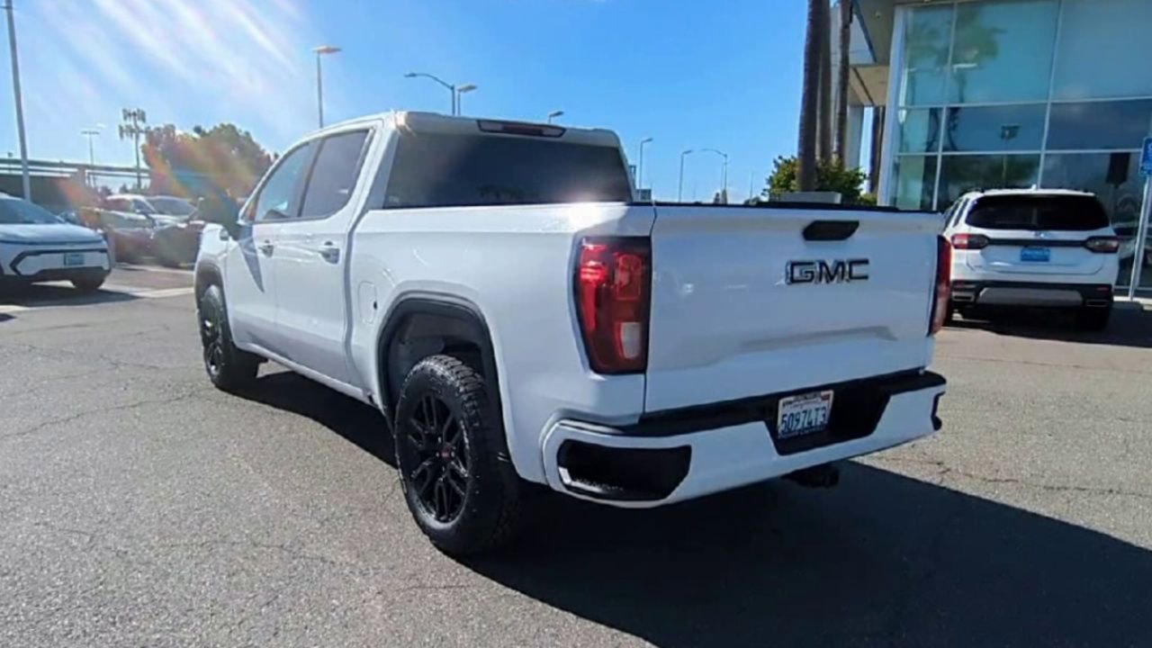 Used 2023 GMC Sierra 1500 Elevation image 6