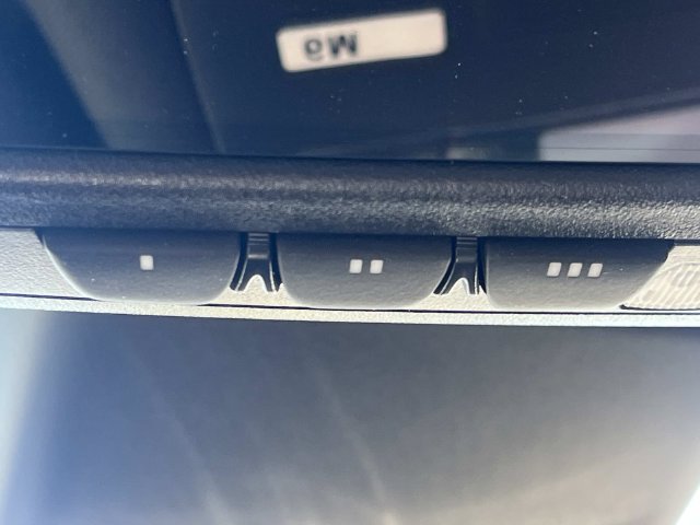 Certified 2025 Lexus ES 350 F Sport FWD image 39