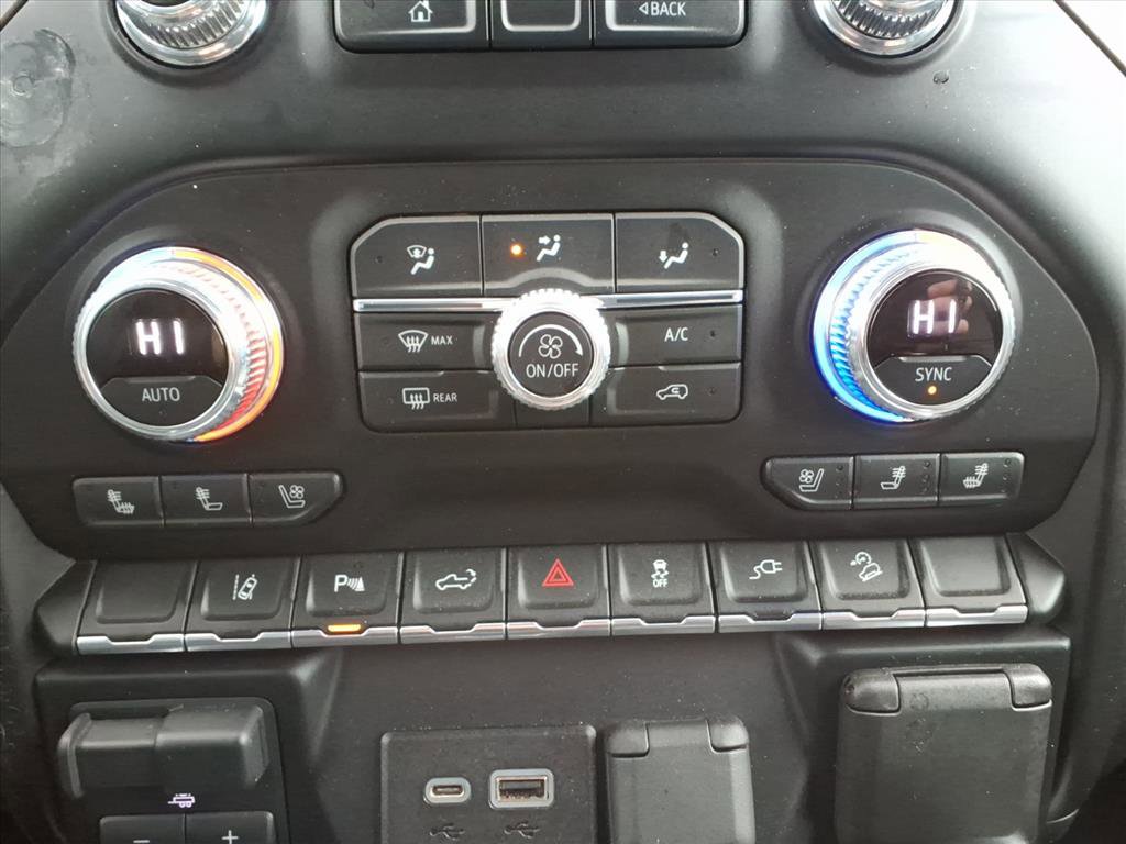 Used 2020 GMC Sierra 2500 Denali w/ Denali Ultimate Package image 24