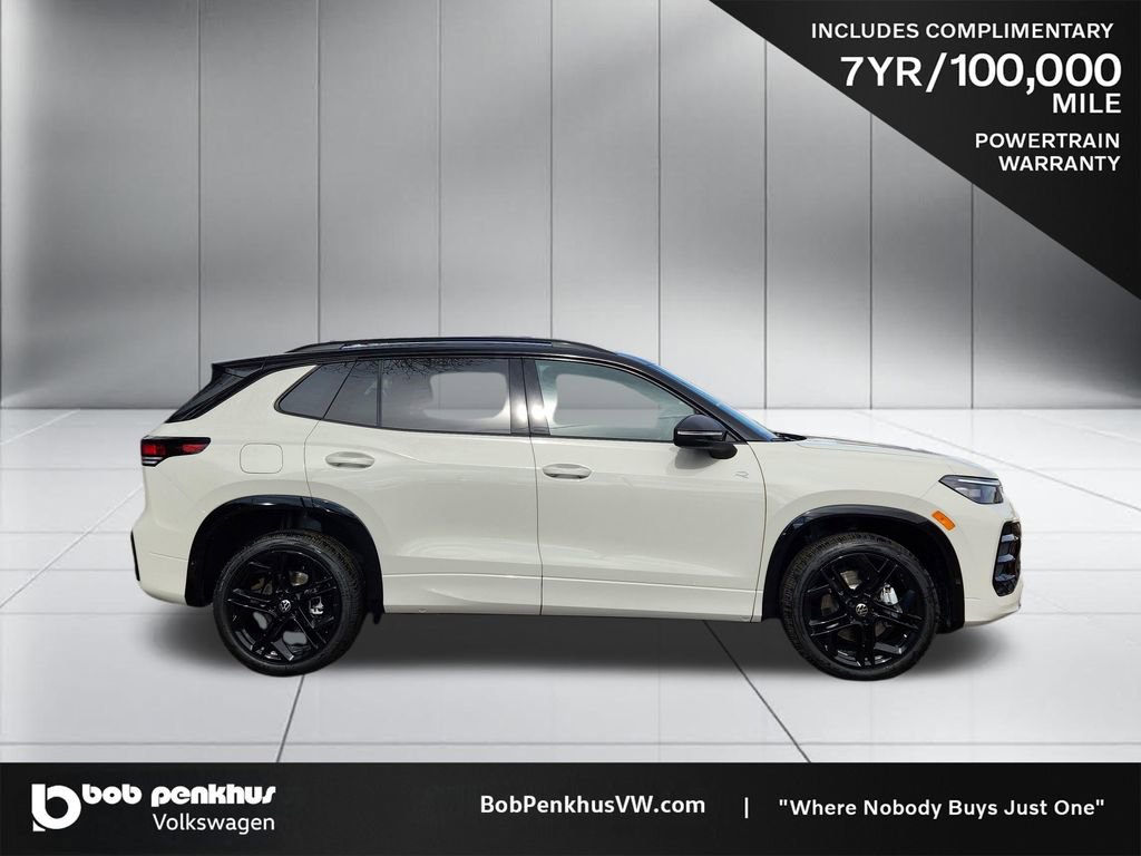 New 2026 Volkswagen Tiguan SE R-Line AWD/4WD image 24