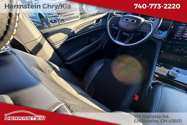 Used 2022 Jeep Grand Cherokee Altitude image 10