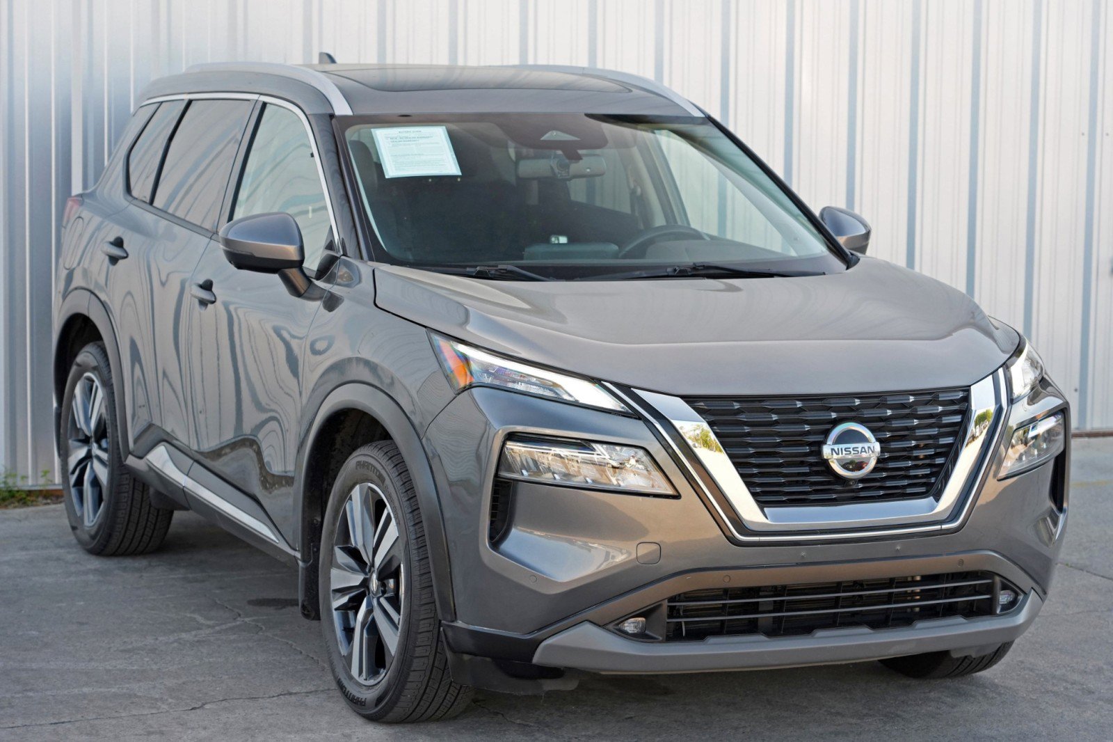 Used 2021 Nissan Rogue SL w/ Premium Package image 51