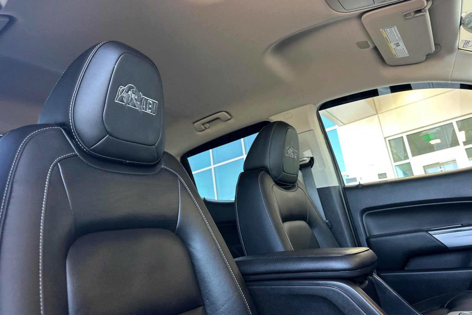 Used 2021 Chevrolet Colorado ZR2 w/ Colorado ZR2 Bison Edition AWD/4WD image 19