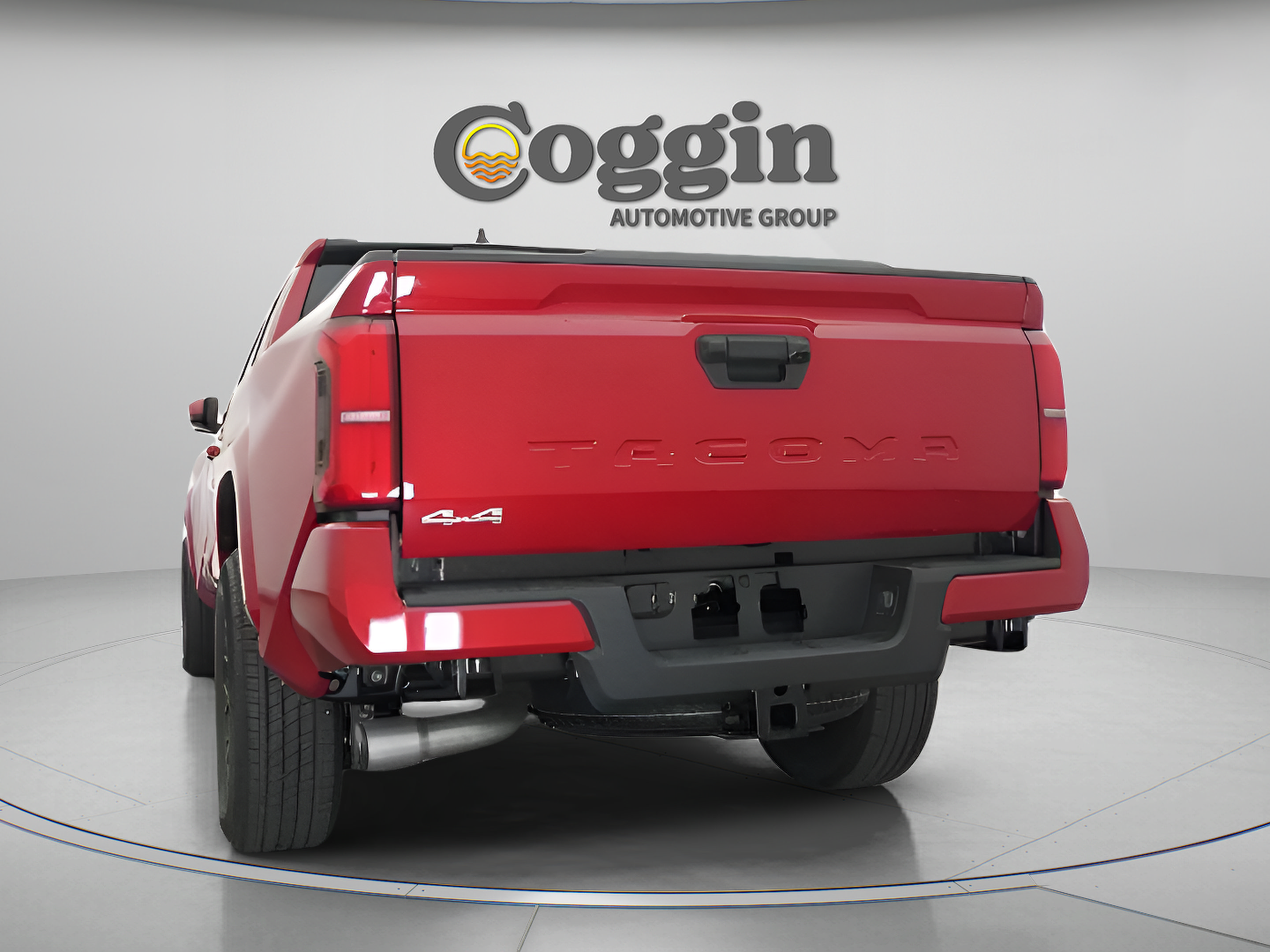 Used 2025 Toyota Tacoma SR5 AWD/4WD image 29