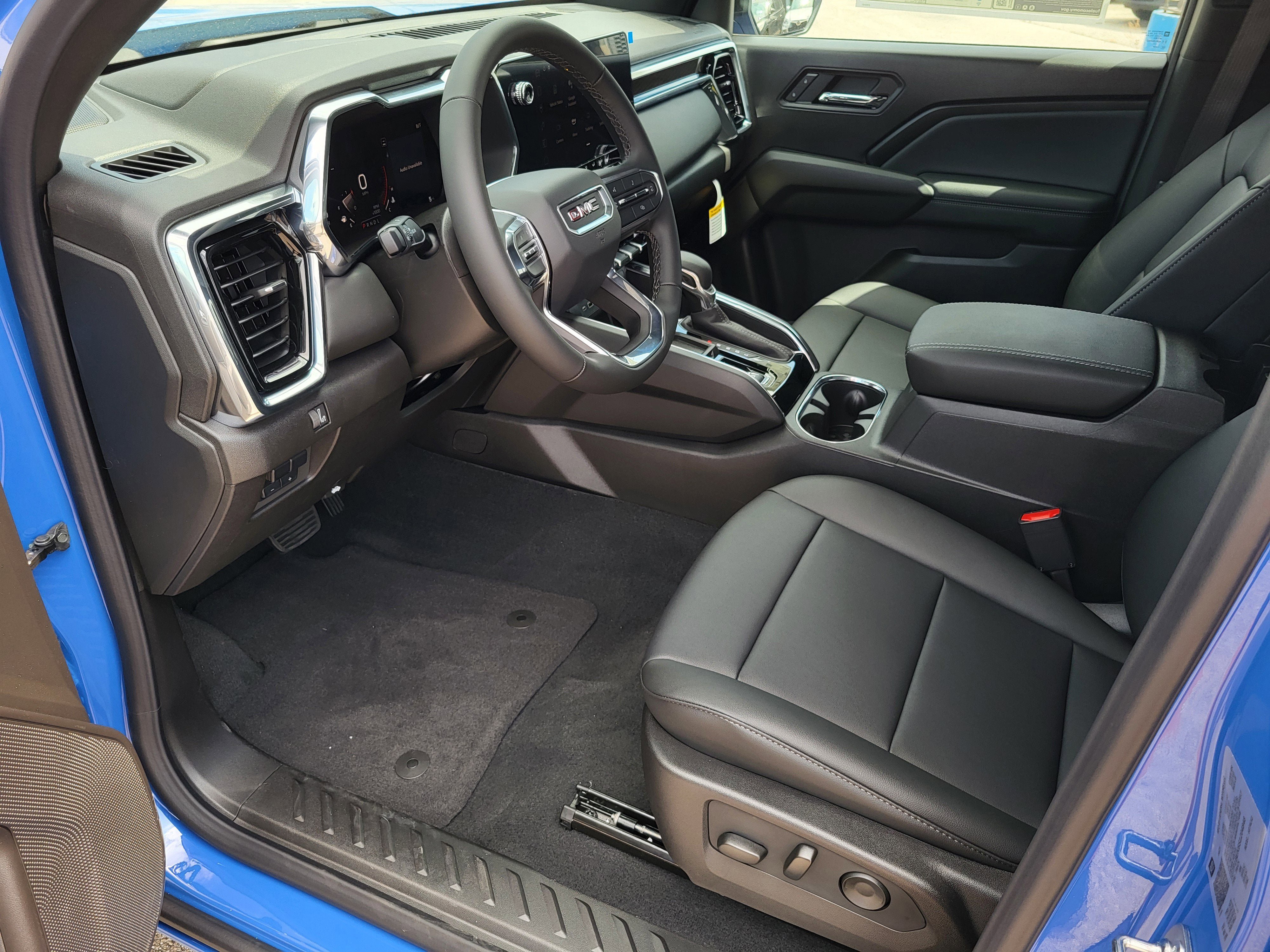 New 2025 GMC Canyon Elevation w/ Convenience Package RWD image 11