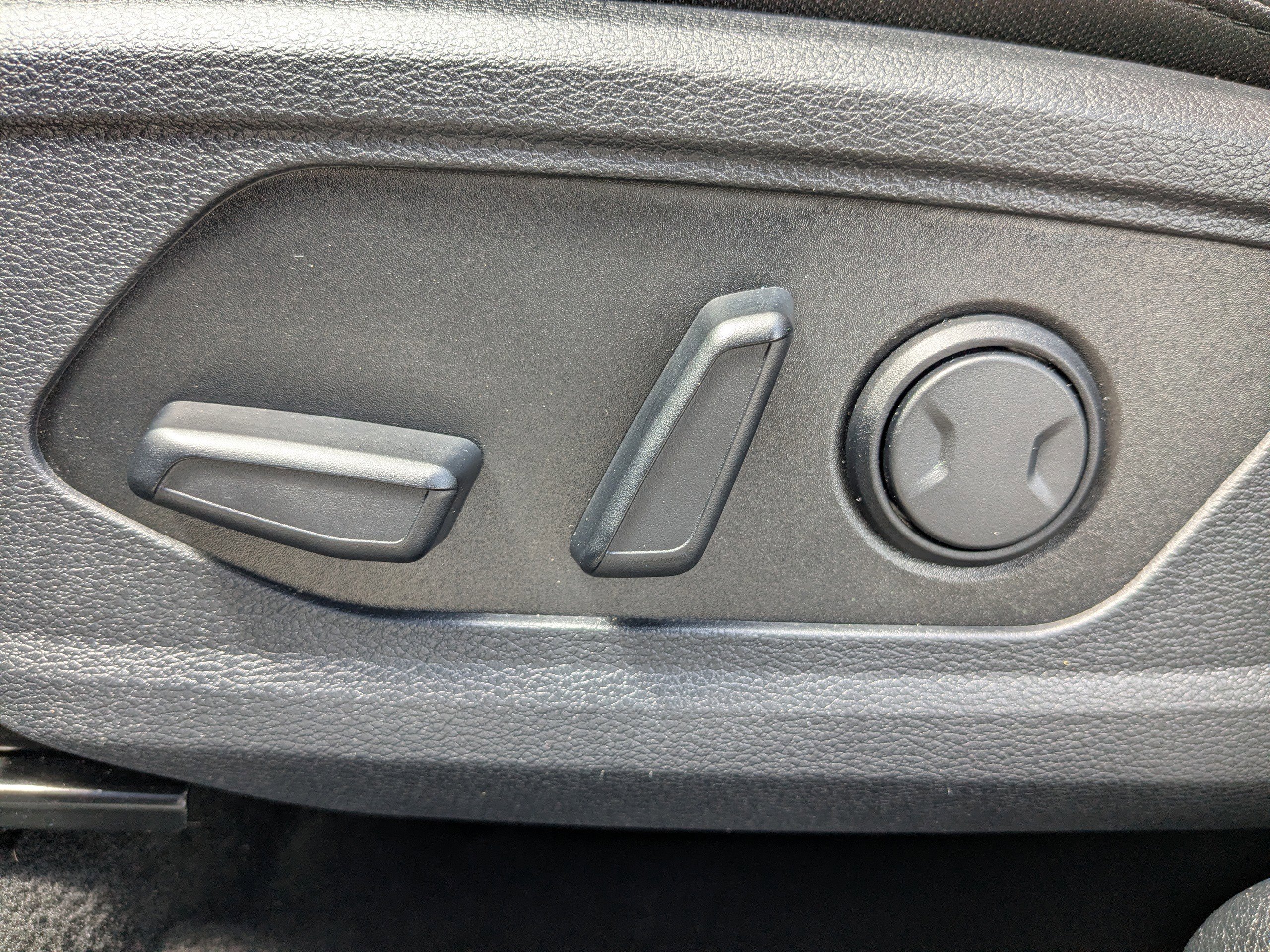 Used 2023 Kia Sportage SX image 20