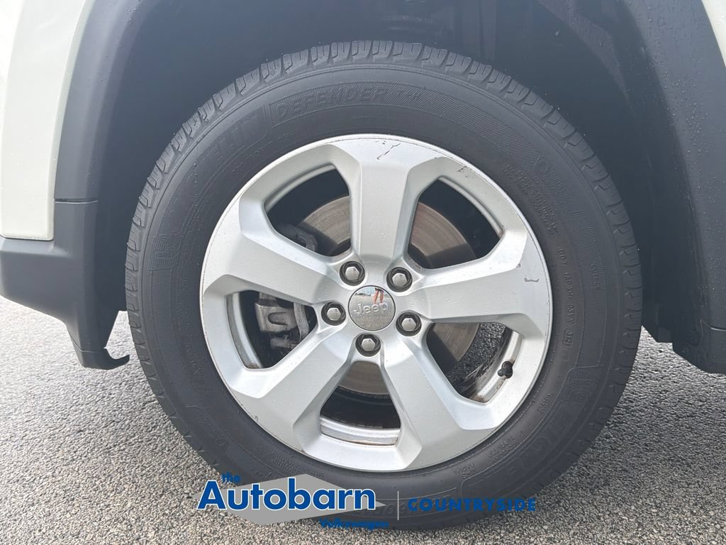 Used 2018 Jeep Compass Latitude w/ Popular Equipment Group FWD image 29