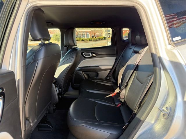 Used 2025 Jeep Compass Limited image 26